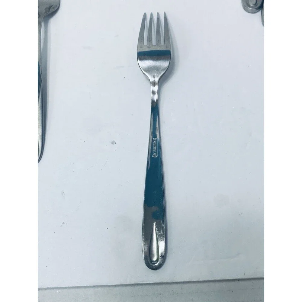 3 Vintage Oneida Gleason stainless steel  Flatware Dinner Forks 8”